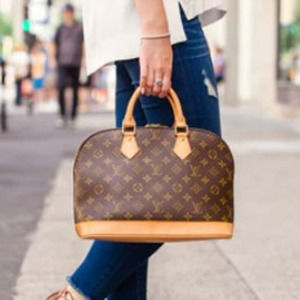 💎✨BEAUTIFUL✨💎 Louis Vuitton Monogram Alma Hand Bag